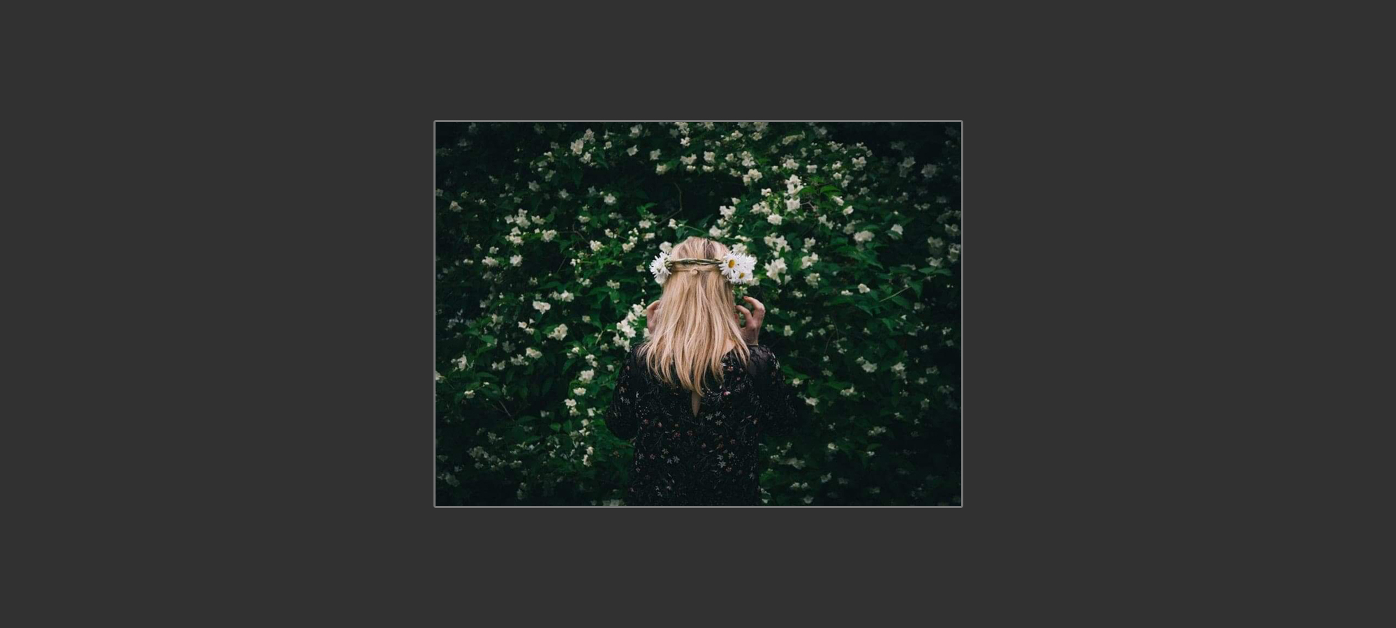 Soyez belle et désirable, telle une fleur fraîche au salon Atelier d'Aurélie - Coiffure Végétale